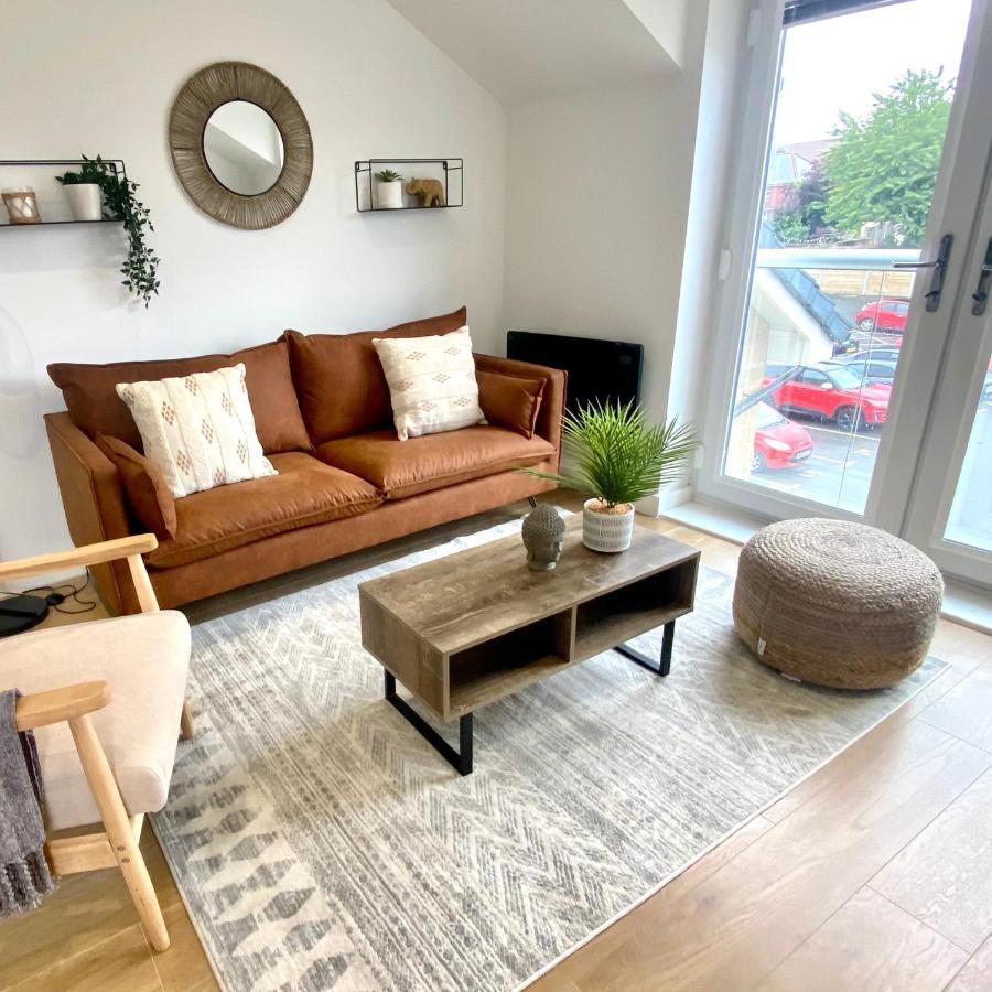 Modern 2 Bed Apartment/Free Parking/Near City/Self-Check In Handsworth Εξωτερικό φωτογραφία